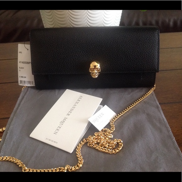 alexander mcqueen skull wallet on chain